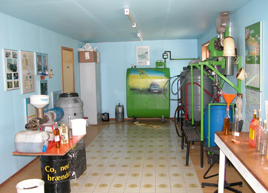 Plant oil lab